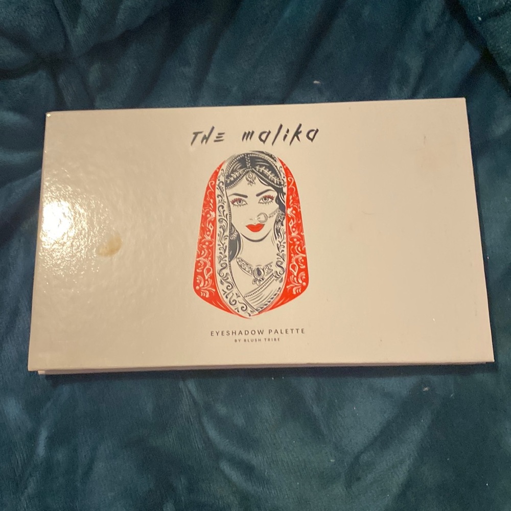 Blush Tribe Malika palette